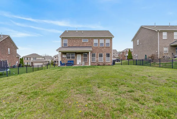 $2,700 | 404 Black Thorn Lane, Gallatin, TN 37066