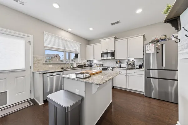 $2,700 | 404 Black Thorn Lane, Gallatin, TN 37066