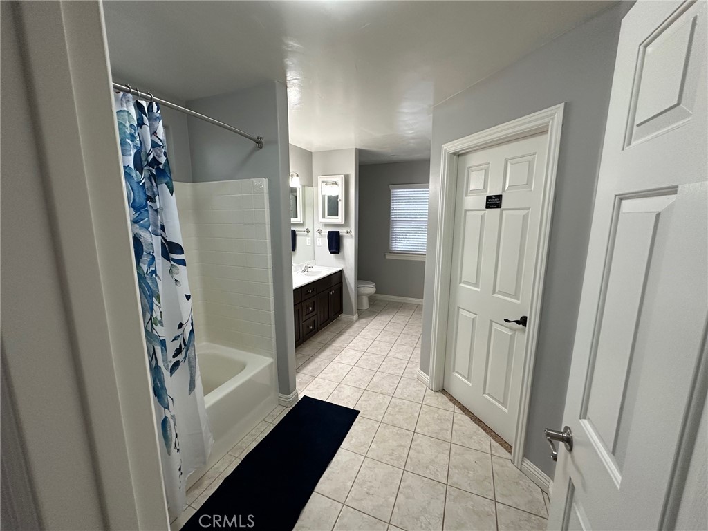 2551 Rim Of The World Drive Running Springs, CA 92382 - Photo 29 of 43 Primary bathroom with walkin closet