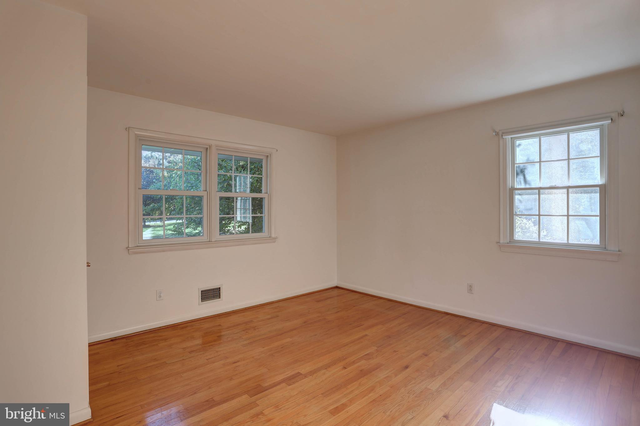5102 Durham Road East Columbia, MD 21044 - Photo 22 of 54 Bedroom