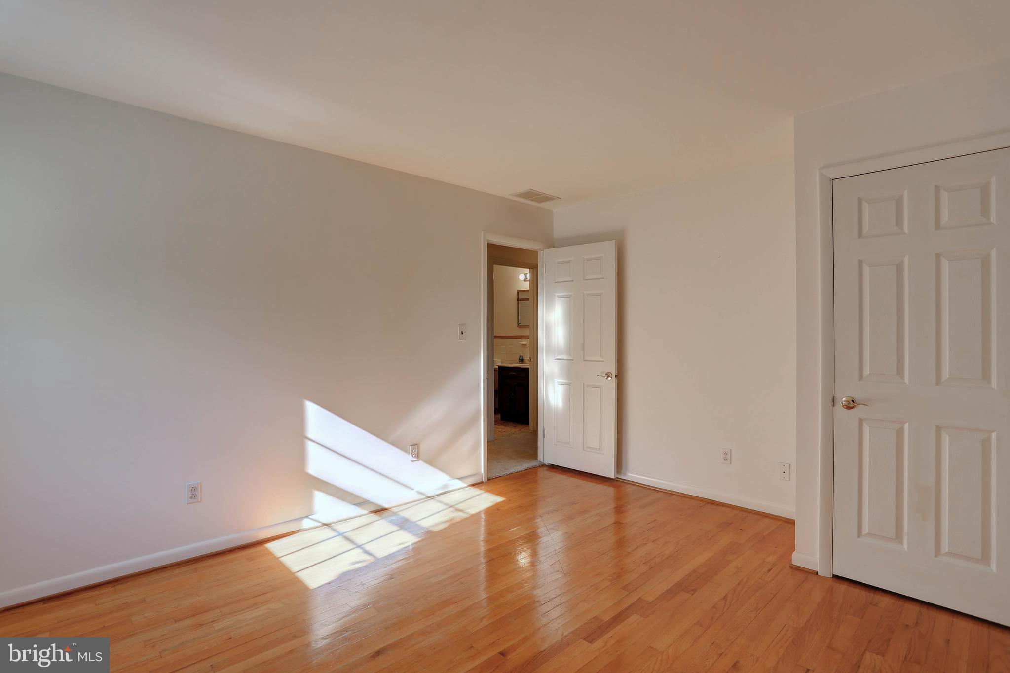 5102 Durham Road East Columbia, MD 21044 - Photo 23 of 54 Bedroom