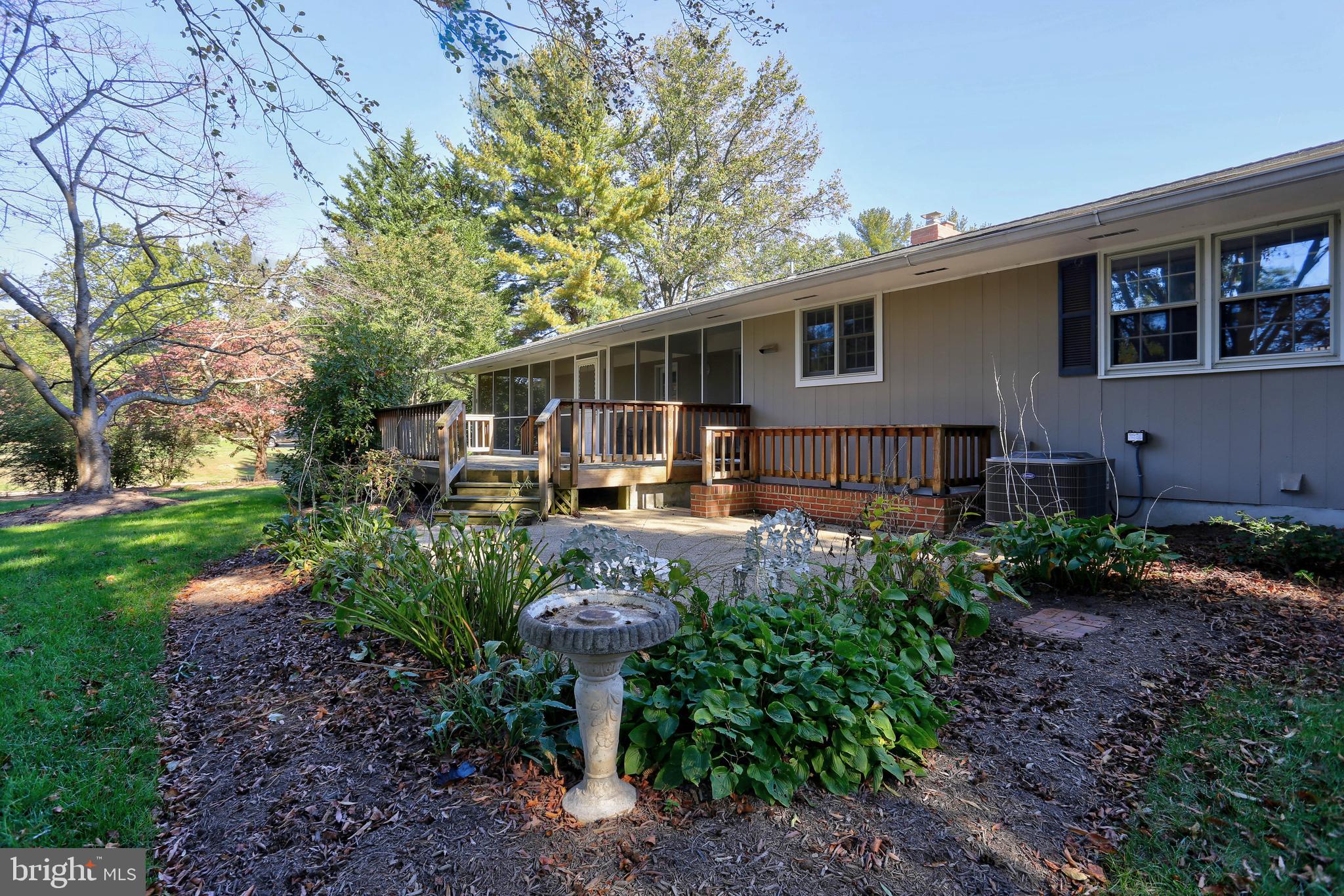 5102 Durham Road East Columbia, MD 21044 - Photo 47 of 54 Exterior Back