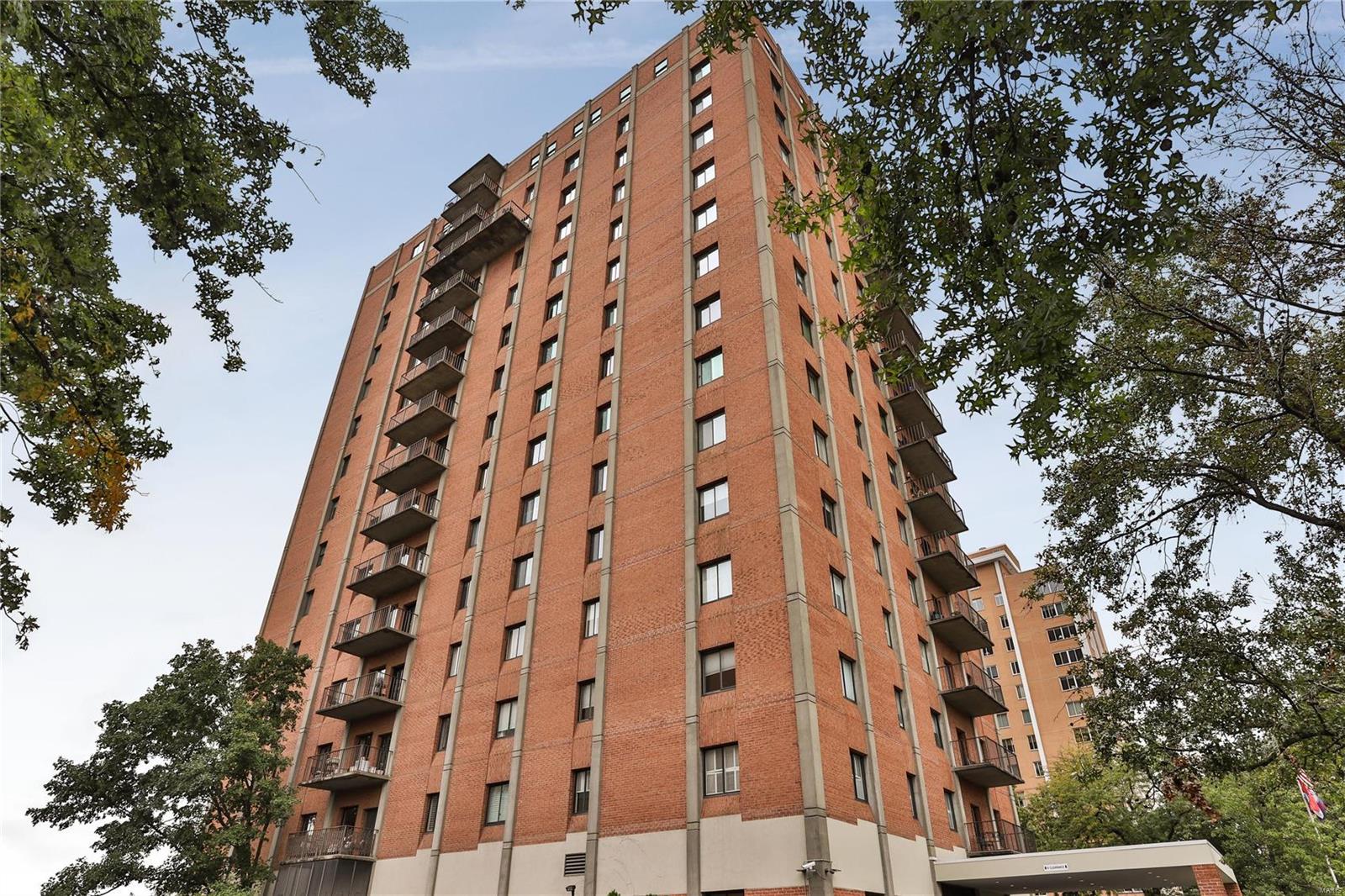 816 South Hanley Road, Unit 14A St. Louis, MO 63105 - Photo 1 of 50