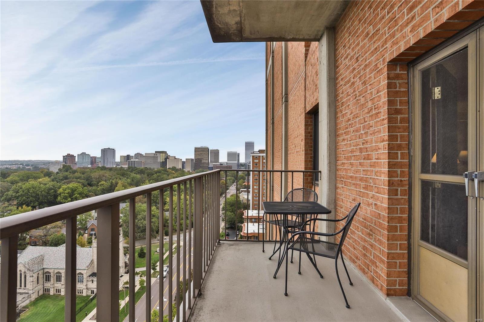816 South Hanley Road, Unit 14A St. Louis, MO 63105 - Photo 37 of 50