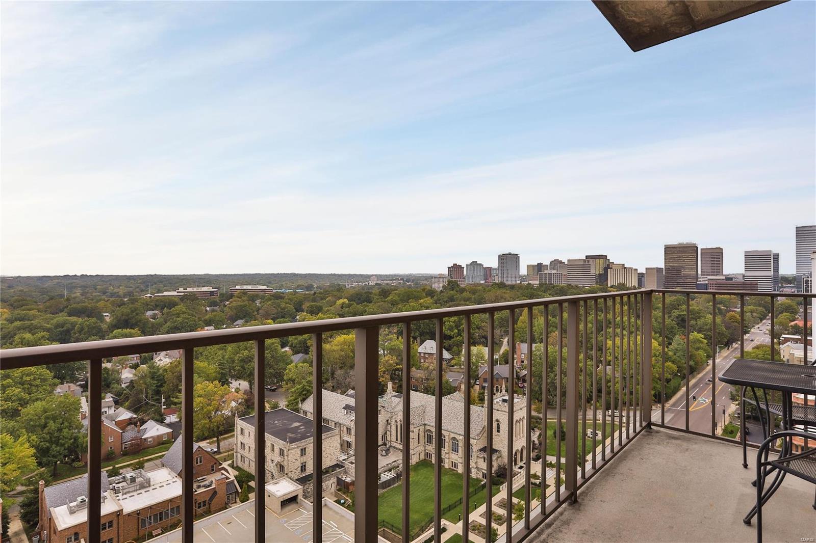 816 South Hanley Road, Unit 14A St. Louis, MO 63105 - Photo 38 of 50