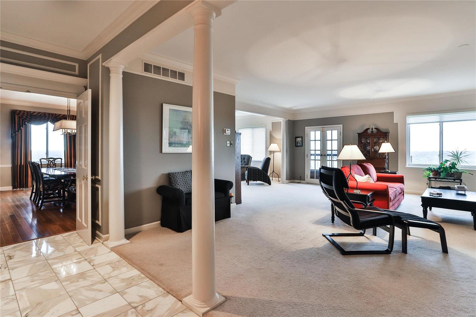 816 South Hanley Road, Unit 14A St. Louis, MO 63105 - Photo 8 of 50