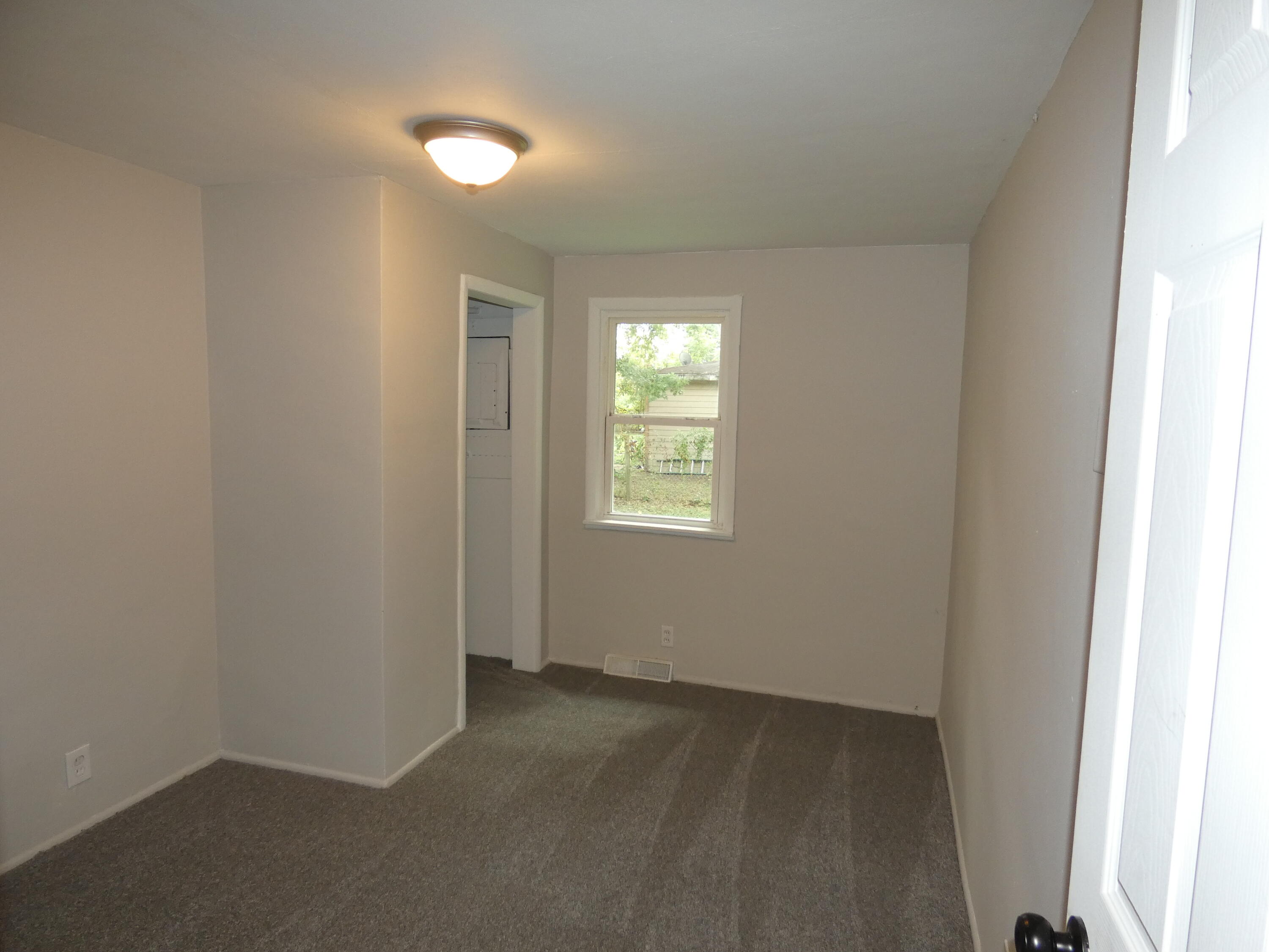 1608 Reeder Avenue Benton Harbor, MI 49022 - Photo 20 of 23 P1030402