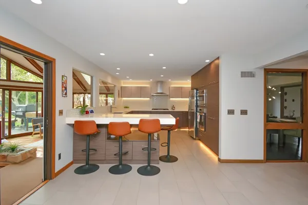 $475,000 | 37 Pendleton Way, Bloomington, IL 61704