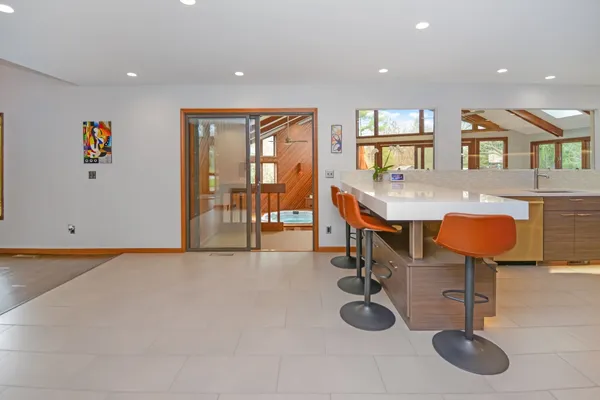 $475,000 | 37 Pendleton Way, Bloomington, IL 61704