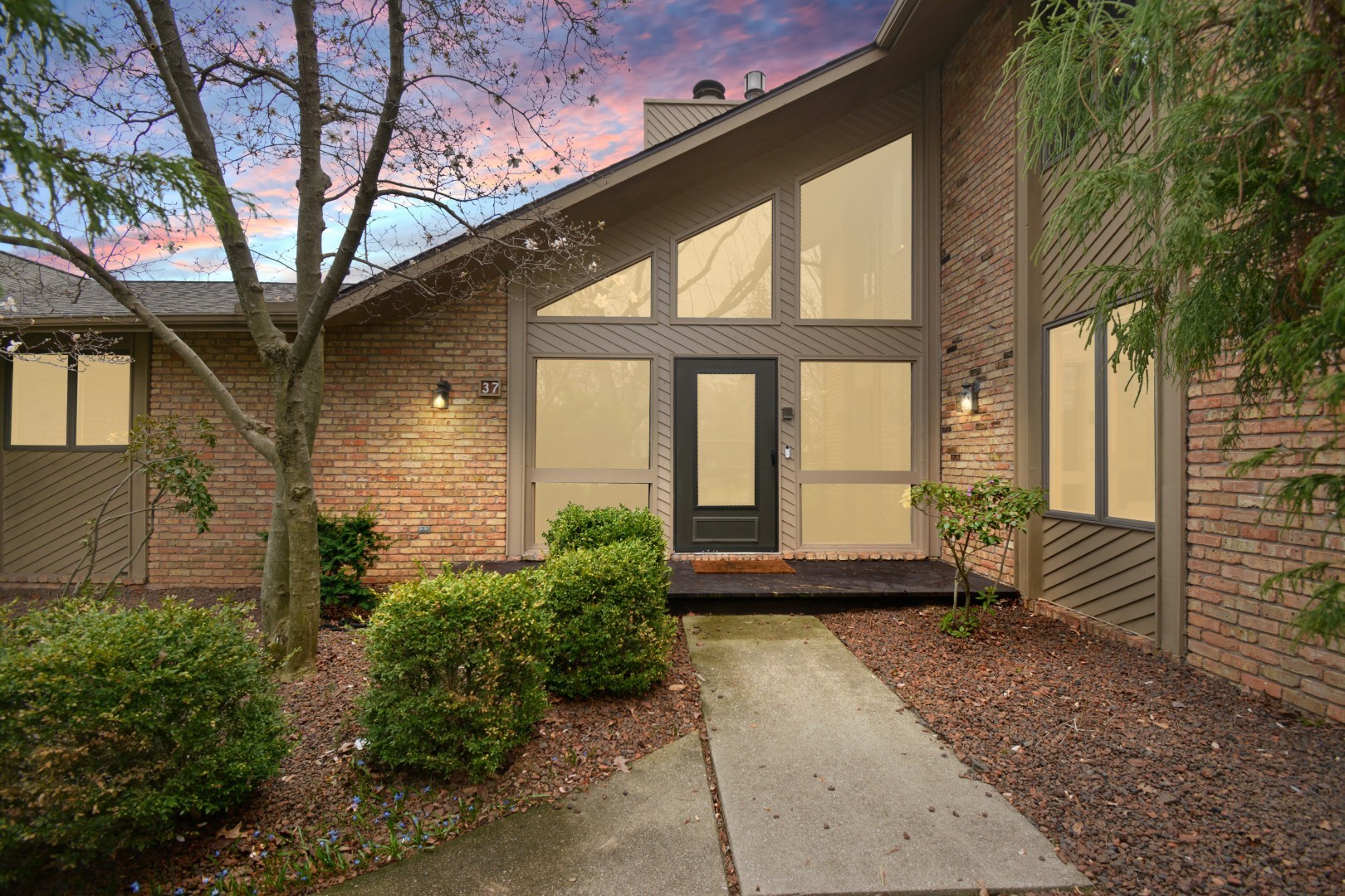 37 Pendleton Way Bloomington, IL 61704 - Photo 3 of 105