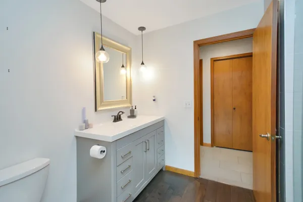 $475,000 | 37 Pendleton Way, Bloomington, IL 61704