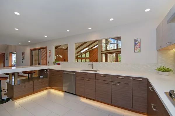 $475,000 | 37 Pendleton Way, Bloomington, IL 61704