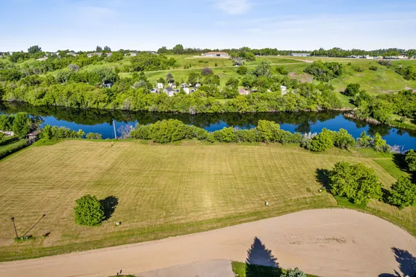 $64,500 | 1803 Island Park Drive, Jamestown, ND 58401