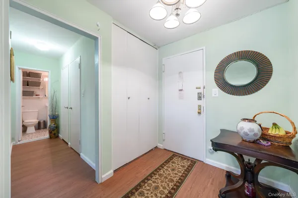 a view of a livingroom with furniture