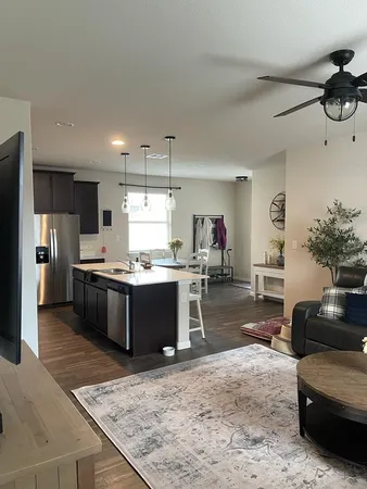 $2,045 | 160 Earl Keen Street, Leander, TX 78641
