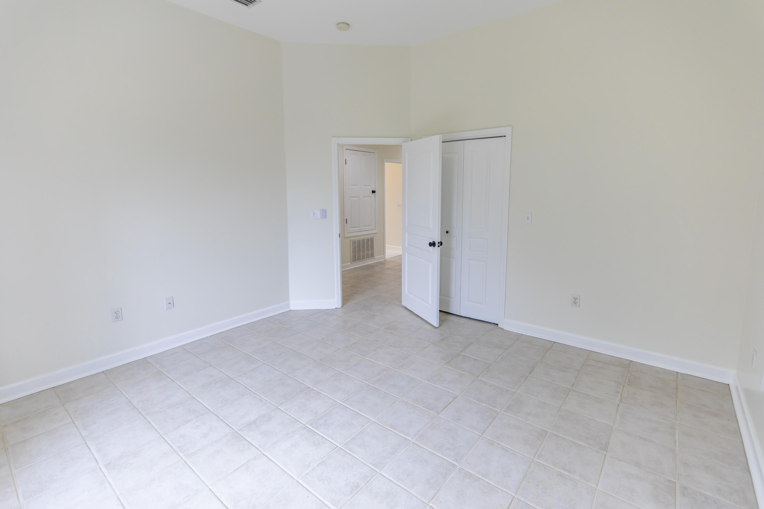 51 Loon Lake Drive Santa Rosa Beach, FL 32459 - Photo 30 of 49 a view of an empty room
