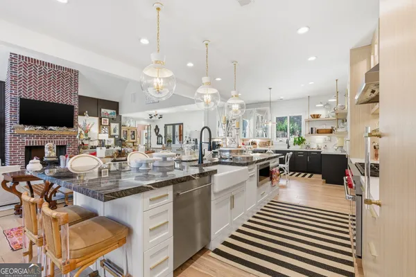 $2,350,000 | 1198 Edgewater Trail, Toccoa, GA 30577