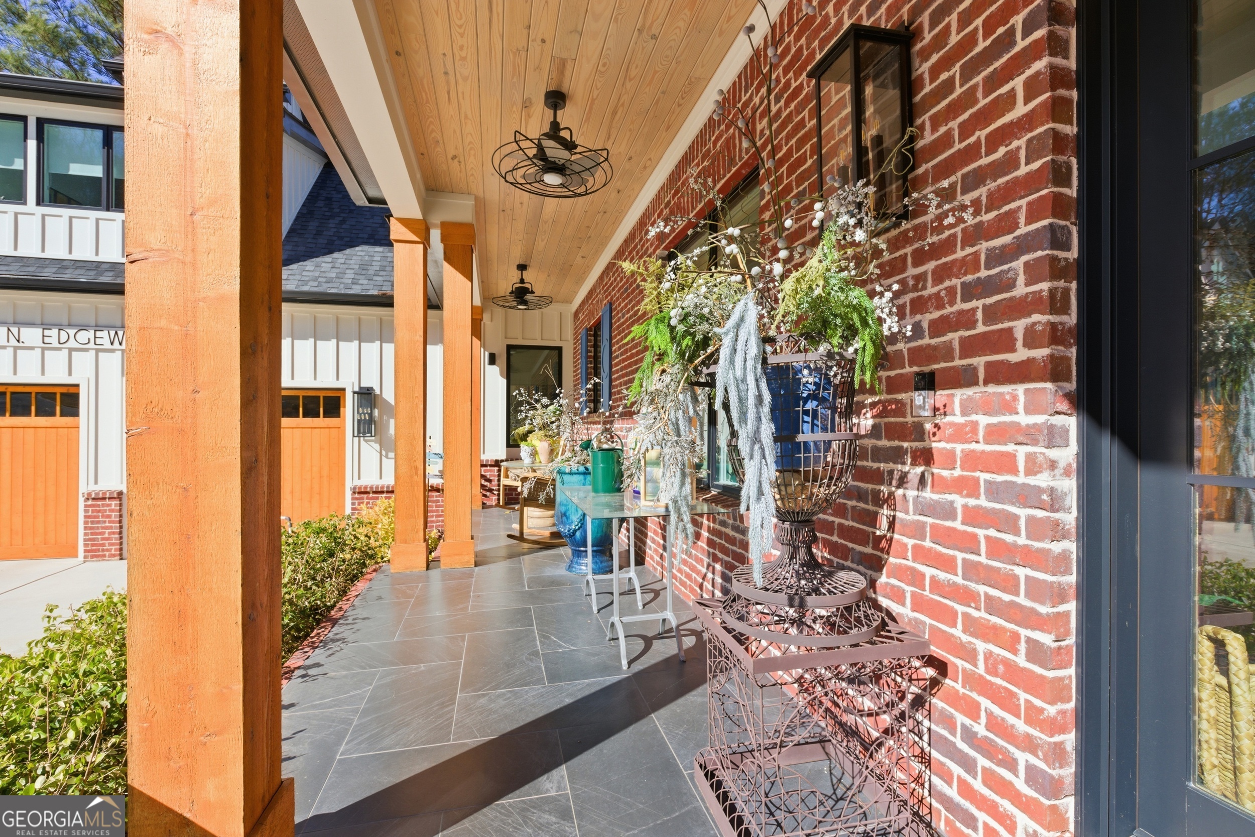 1198 Edgewater Trail Toccoa, GA 30577 - Photo 4 of 115