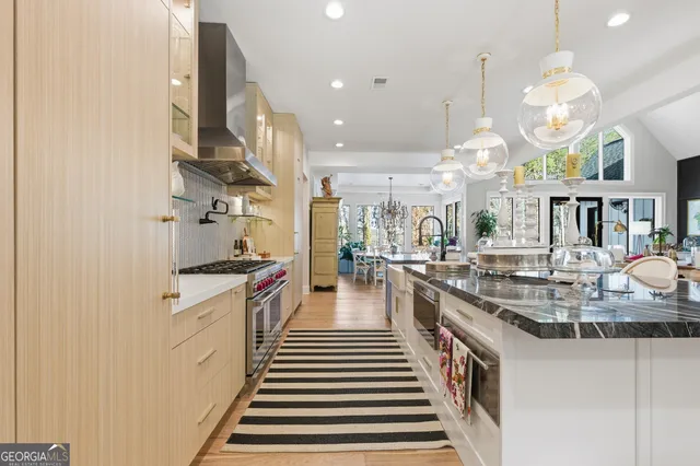 $2,350,000 | 1198 Edgewater Trail, Toccoa, GA 30577