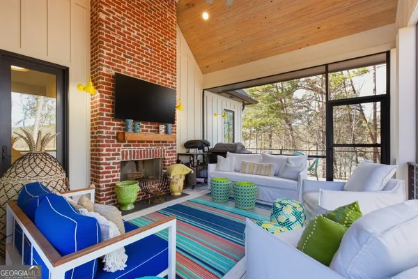 $2,350,000 | 1198 Edgewater Trail, Toccoa, GA 30577