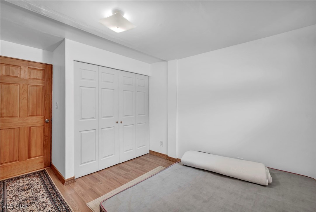 12976 West Pleasant Valley Road Cleveland, OH 44130 - Photo 23 of 47 Gallery Image 23