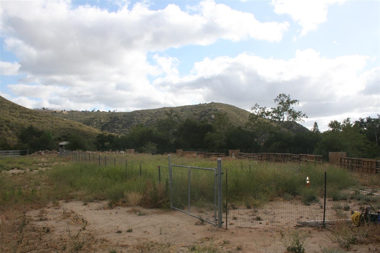 1646 Peutz Valley Road Alpine, CA 91901 - Photo 11 of 13