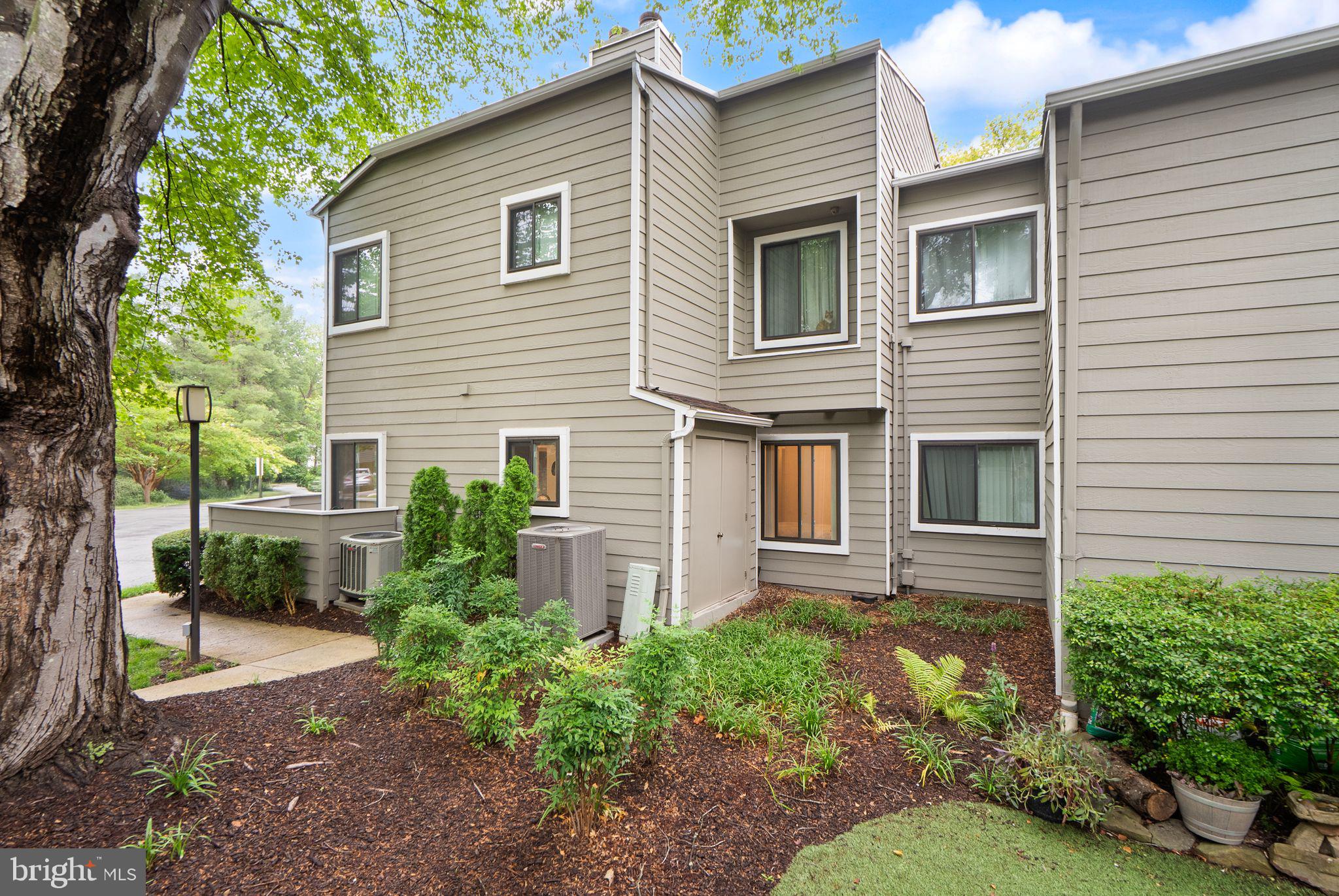 11025A Villaridge Court Reston, VA 20191 - Photo 25 of 38