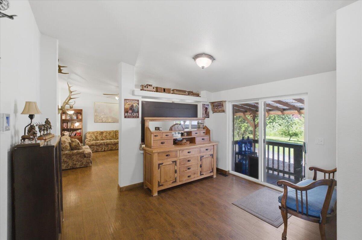 35377 Ede Road Lebanon, OR 97355 - Photo 4 of 50 4.25
