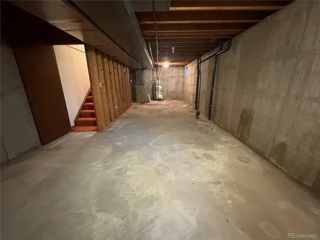 a view of empty room