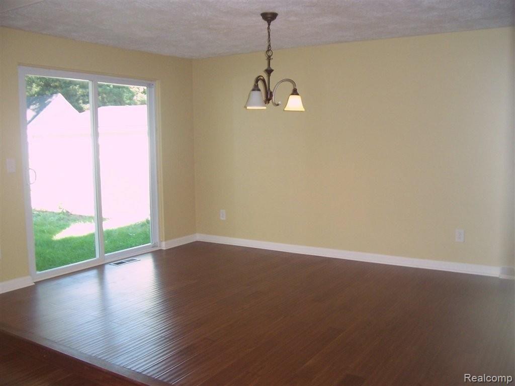1263 Merry Road Waterford, MI 48328 - Photo 16 of 16 Merry 2 007.JPG