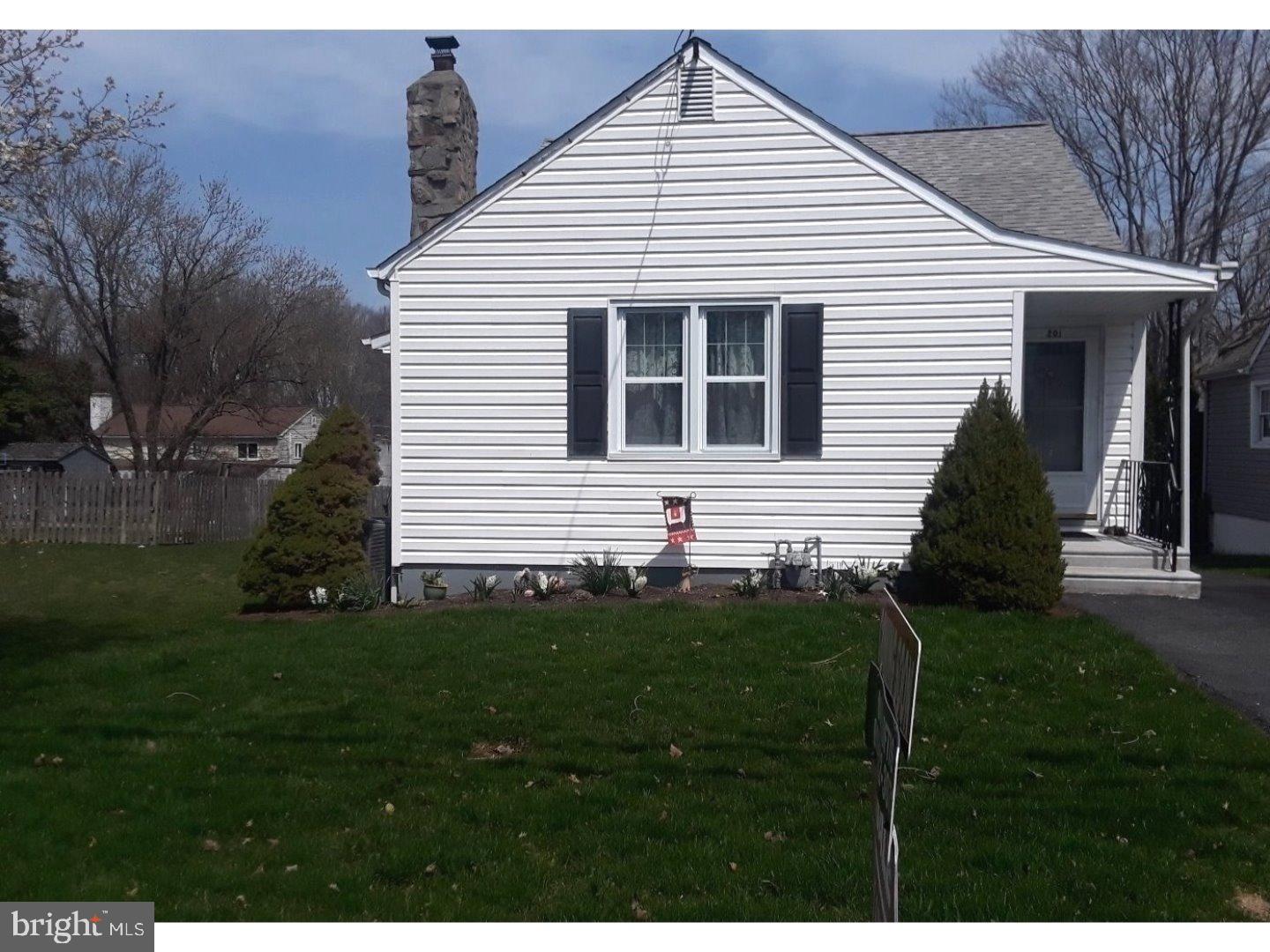 201 Willow Road Wallingford, PA 19086 - Photo 1 of 15 Exterior Front