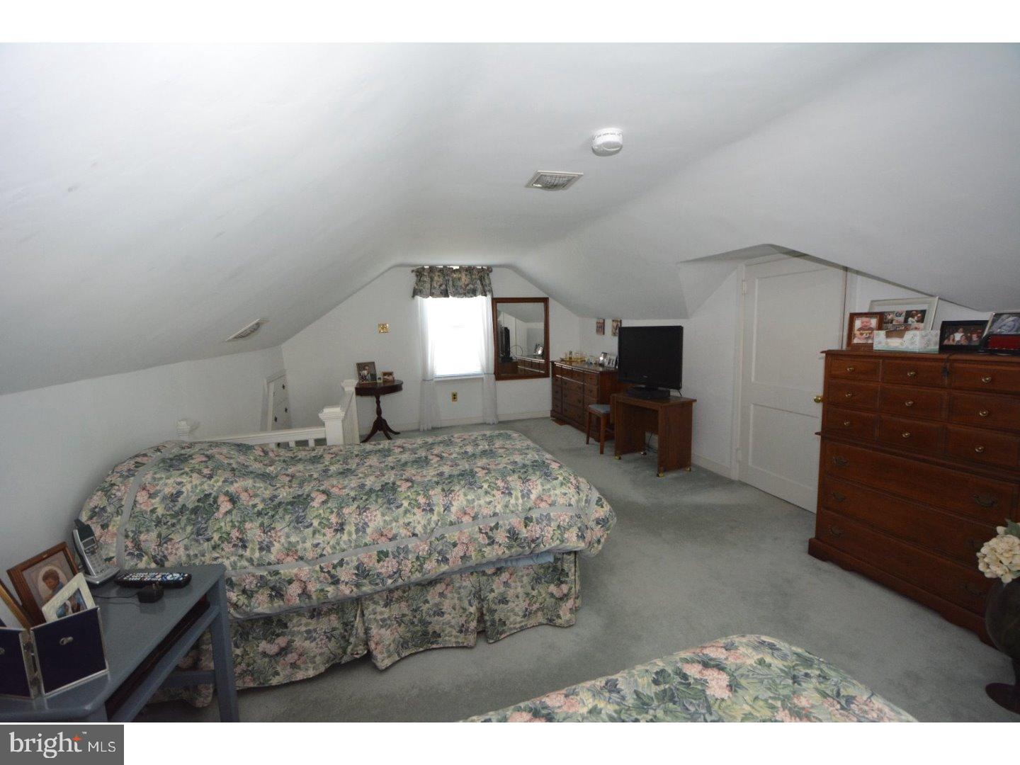 201 Willow Road Wallingford, PA 19086 - Photo 11 of 15 Gallery Image 11