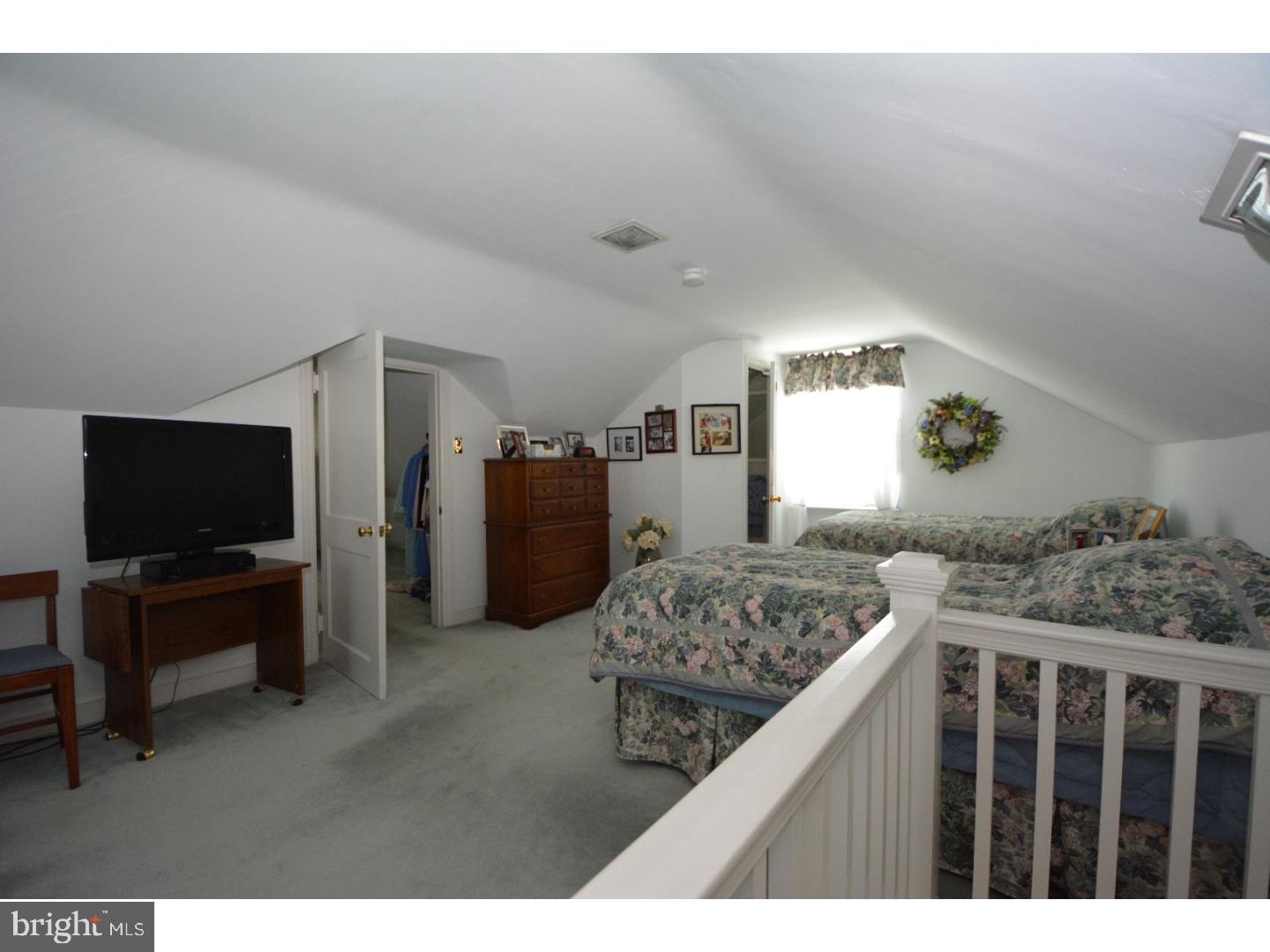 201 Willow Road Wallingford, PA 19086 - Photo 12 of 15 Gallery Image 12