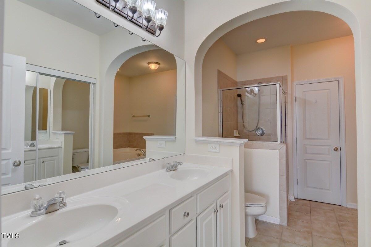 5113 Lady Of The Lake Drive Raleigh, NC 27612 - Photo 16 of 36 Image 15