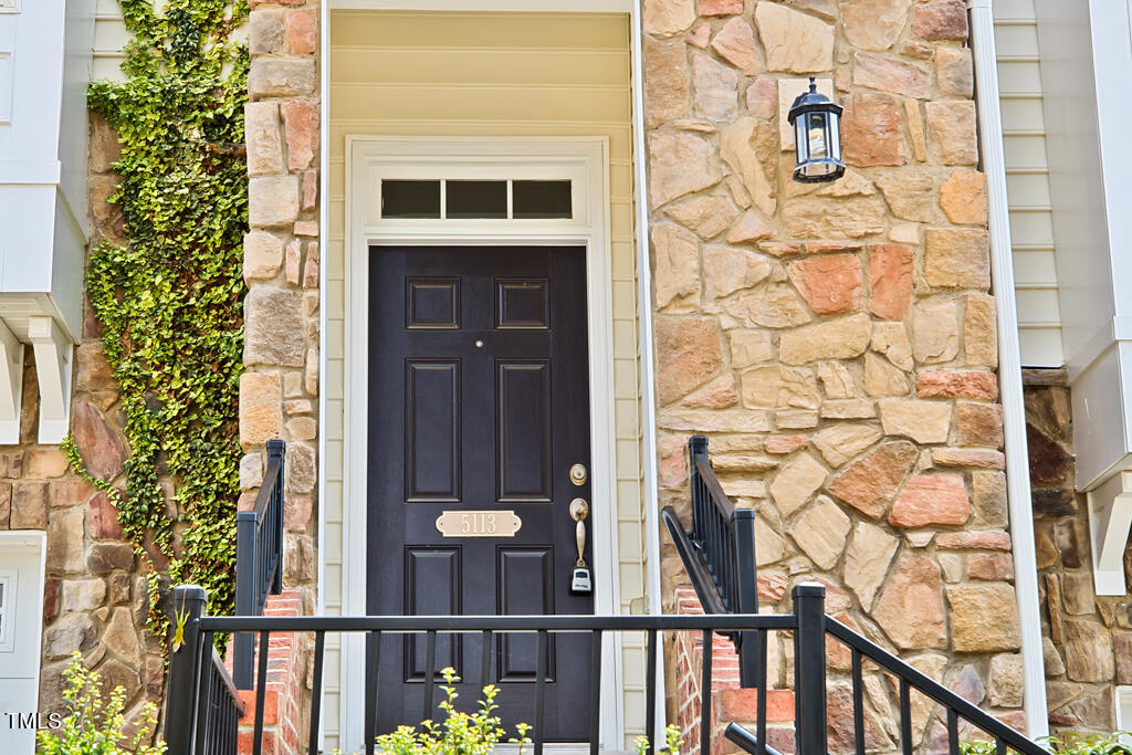 5113 Lady Of The Lake Drive Raleigh, NC 27612 - Photo 29 of 36 5113 Lady of lakes-56