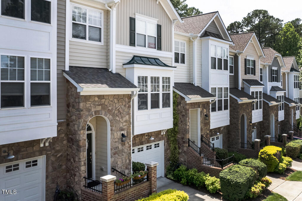 5113 Lady Of The Lake Drive Raleigh, NC 27612 - Photo 30 of 36 5113 Lady of lakes-65