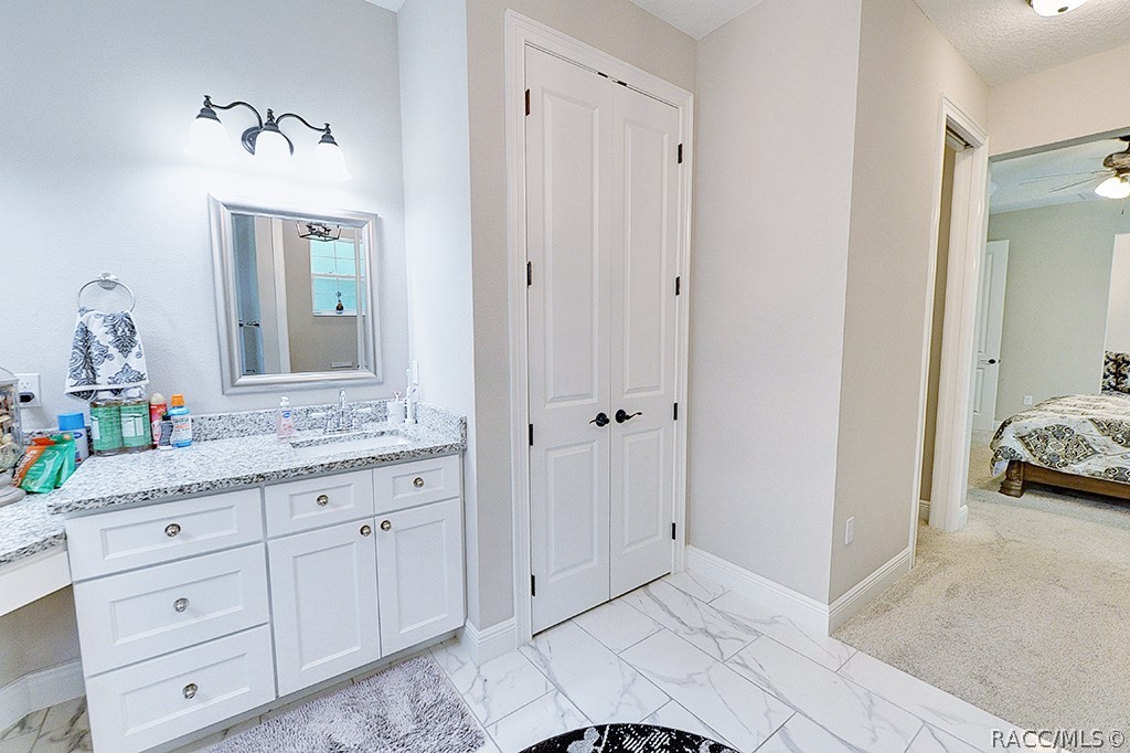 10584 Southwest 53rd Circle Ocala, FL 34471 - Photo 24 of 38