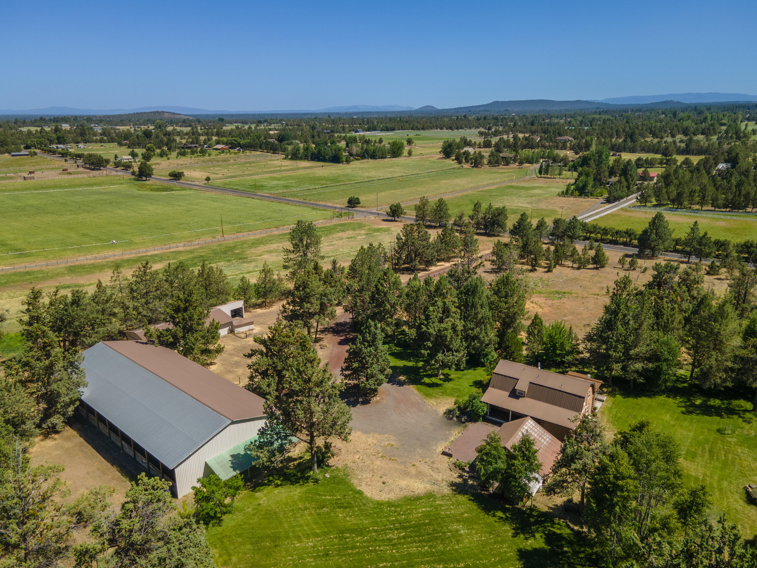 18460 Couch Market Road Bend, OR 97703 - Photo 50 of 51 a view of lake with houses