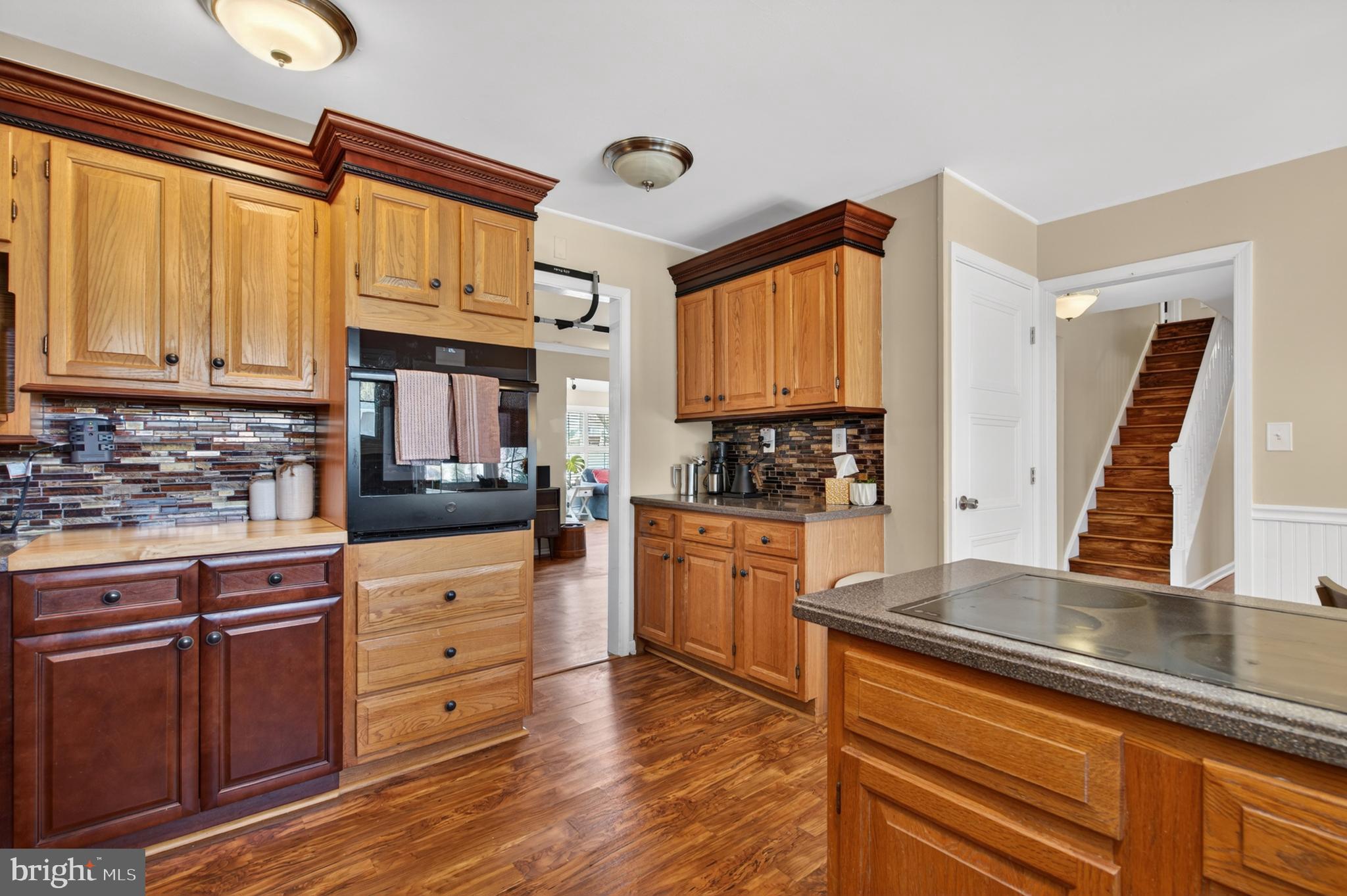 87 Flamehill Road Levittown, PA 19056 - Photo 17 of 52