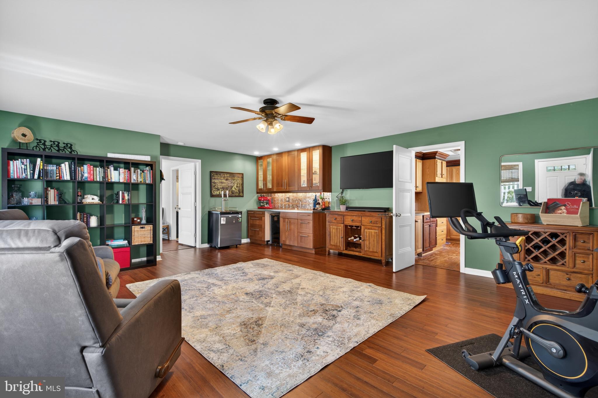 87 Flamehill Road Levittown, PA 19056 - Photo 25 of 52
