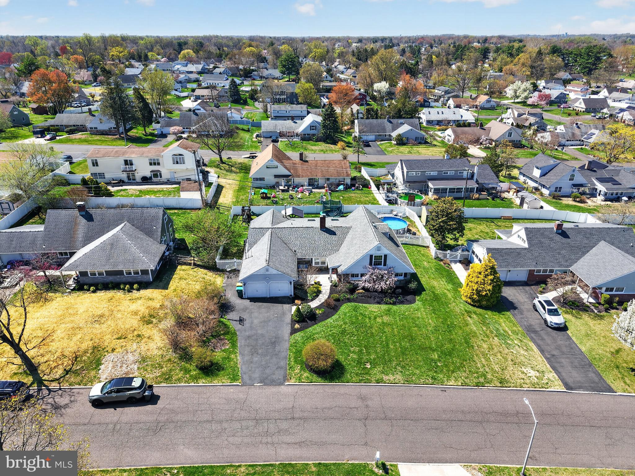 87 Flamehill Road Levittown, PA 19056 - Photo 46 of 52