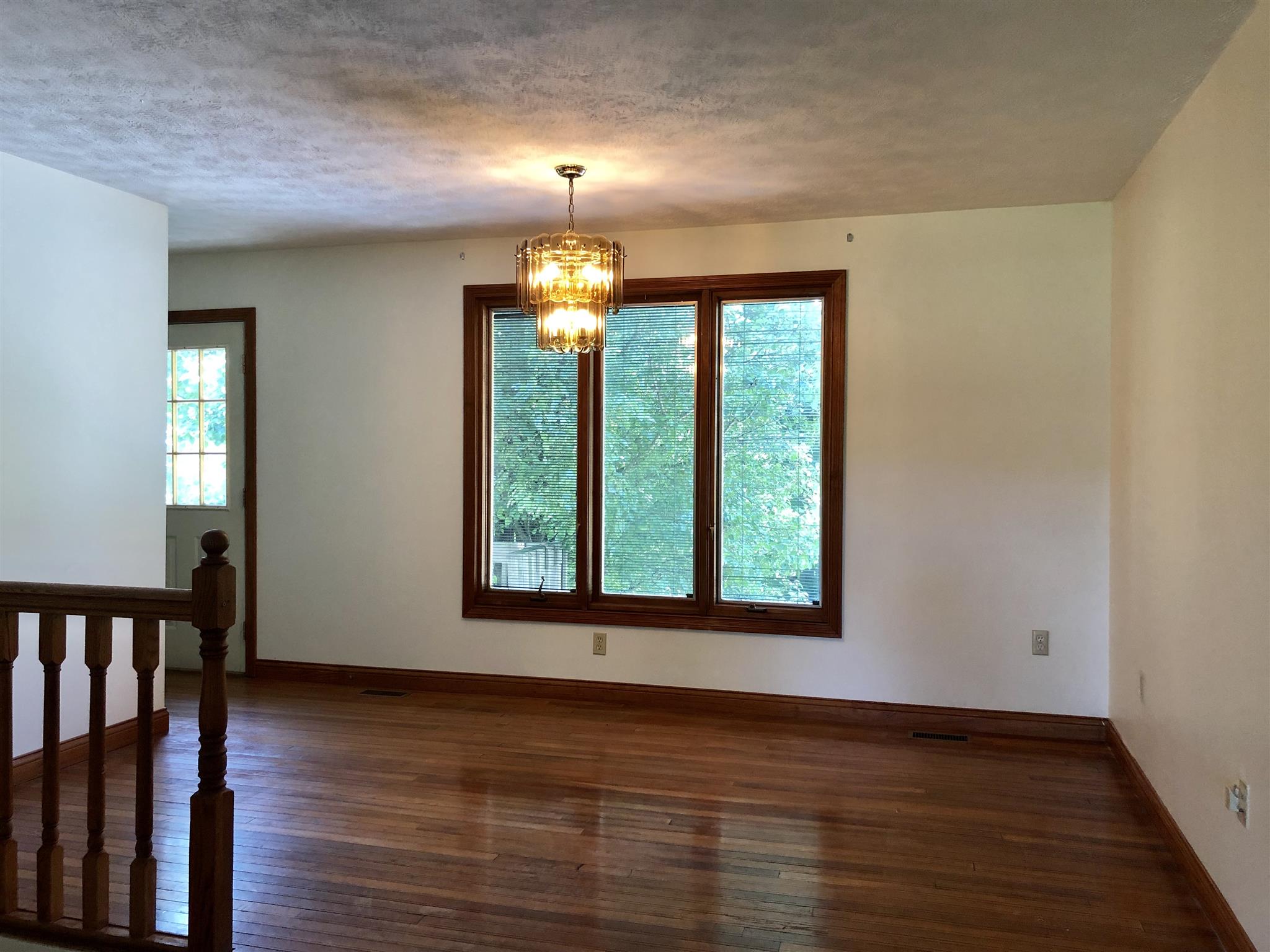 624 Patton Hill Road Bedford, IN 47421 - Photo 5 of 15