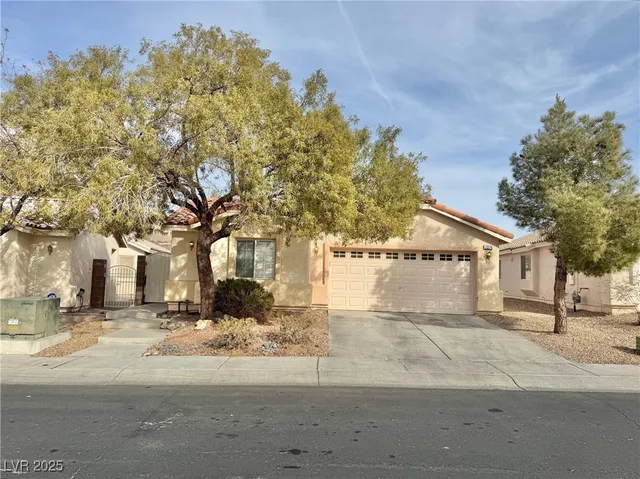 $2,250 | 2276 Chestnut Ranch Avenue, Henderson, NV 89052