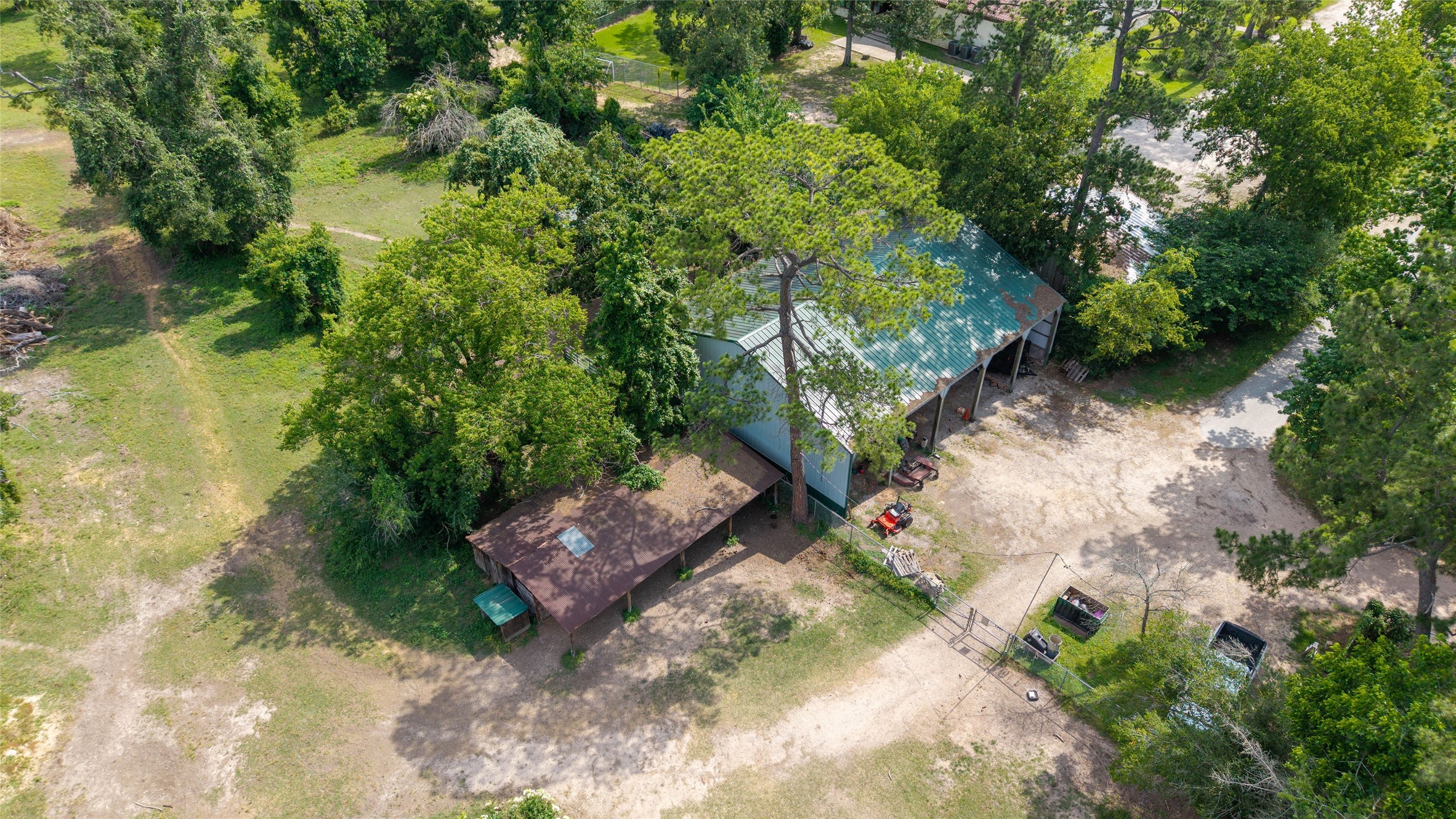 12625 Huffmeister Road Cypress, TX 77429 - Photo 18 of 35 a view of a garden with plants