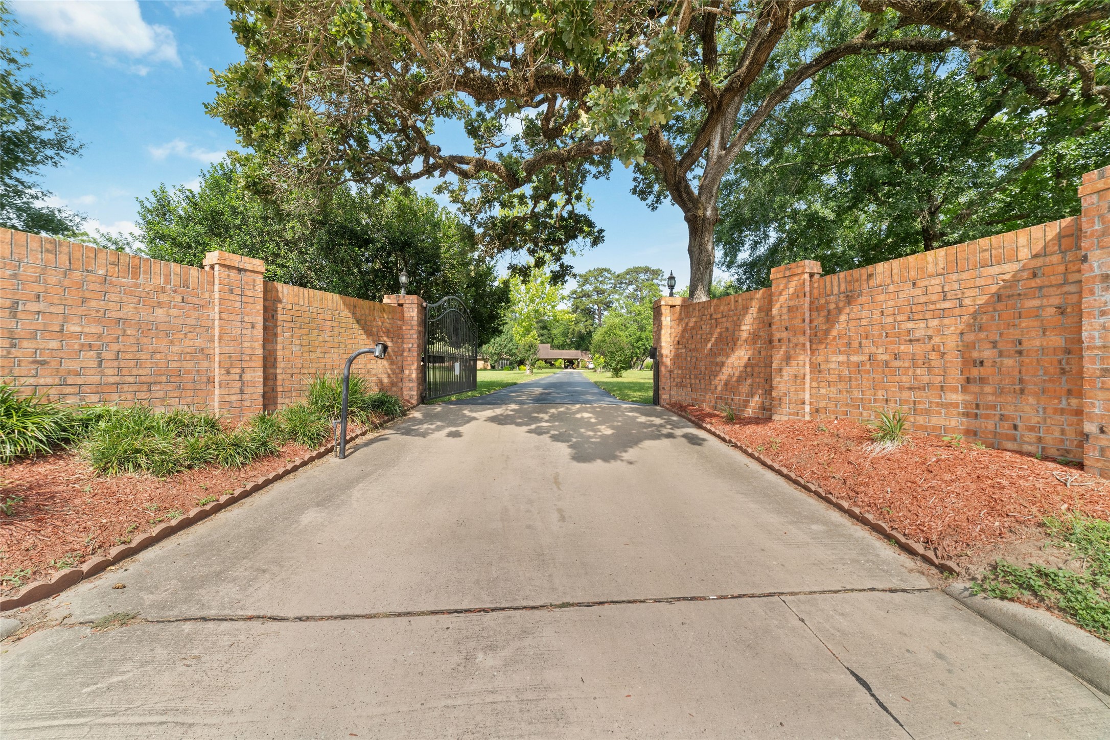 12625 Huffmeister Road Cypress, TX 77429 - Photo 3 of 35 a view of a backyard