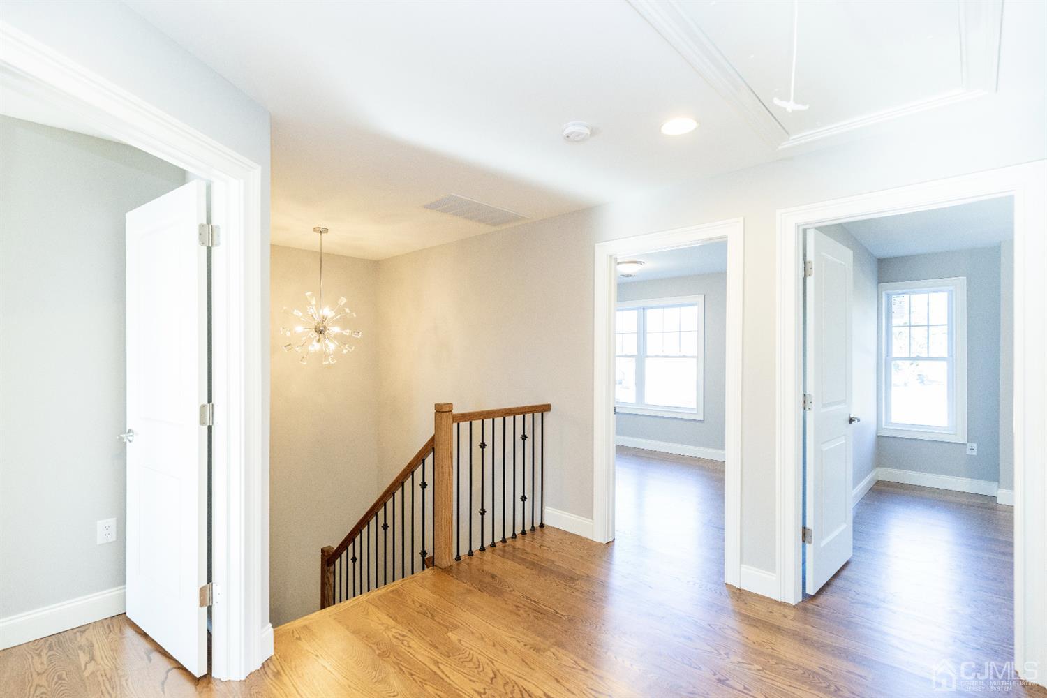 20 Winthrop Road Edison, NJ 08817 - Photo 22 of 55 a view of a hallway with wooden floor