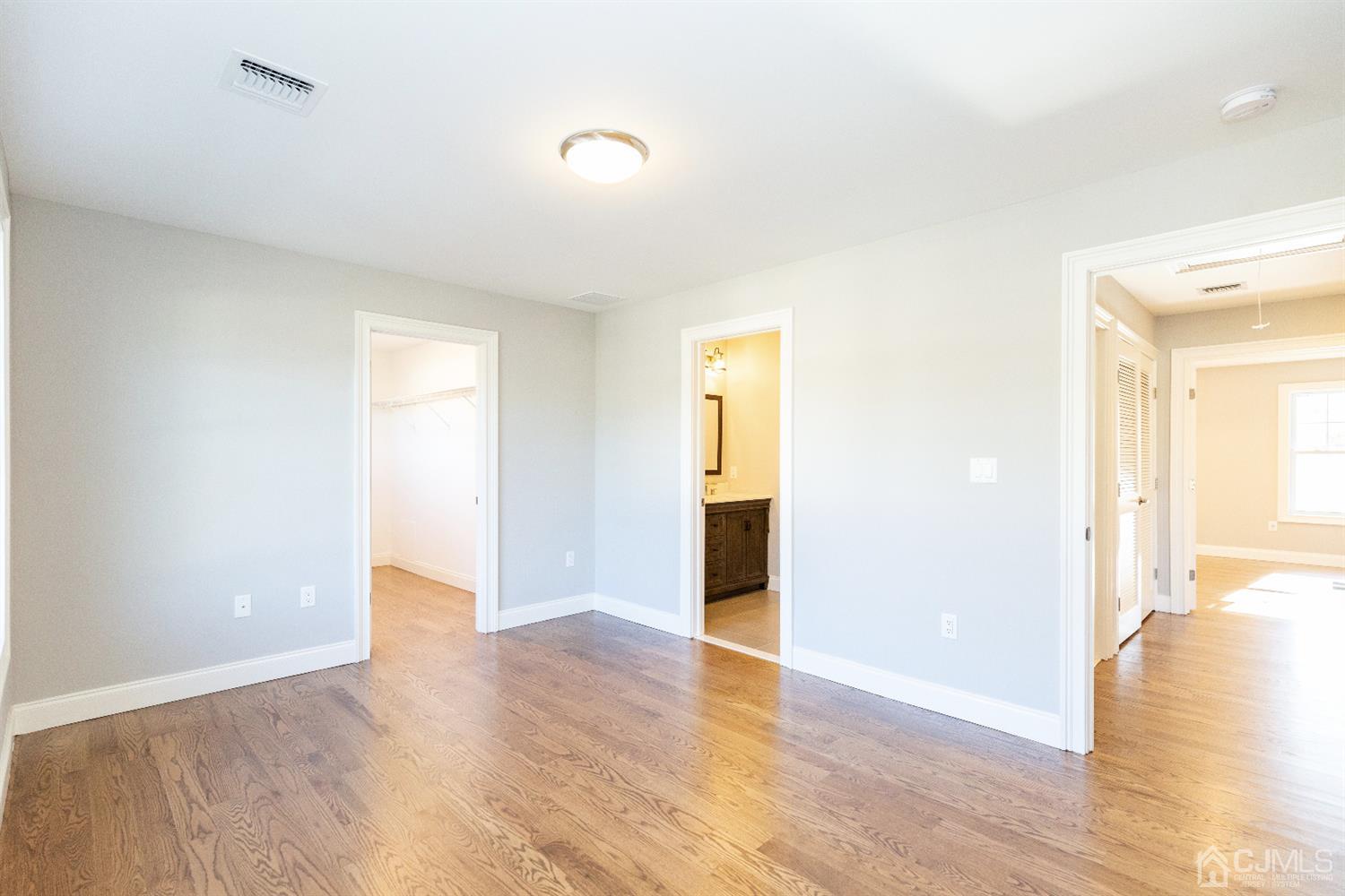 20 Winthrop Road Edison, NJ 08817 - Photo 28 of 55 a view of empty room with wooden floor
