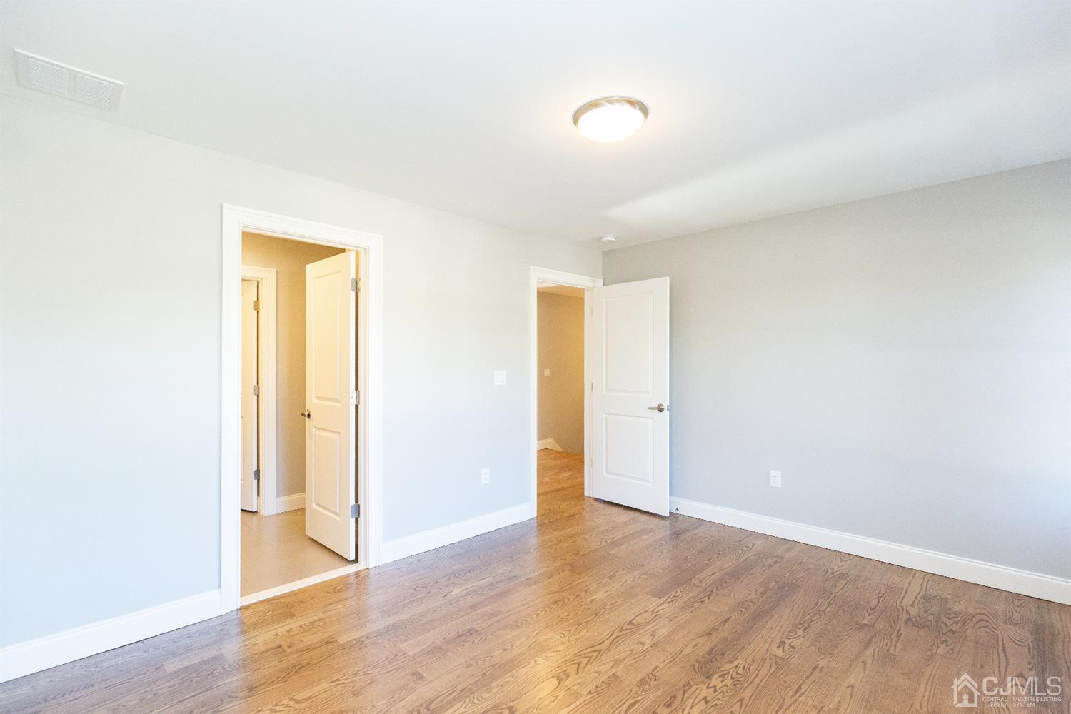 20 Winthrop Road Edison, NJ 08817 - Photo 29 of 55 a view of an empty room