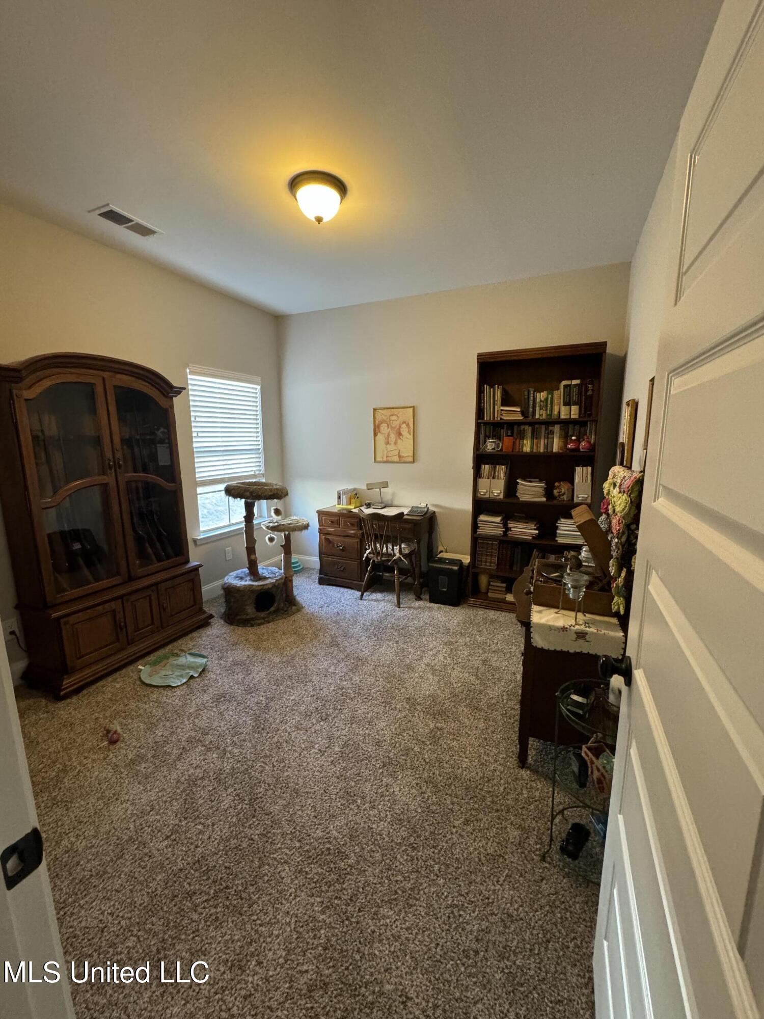 522 Howell Way Hernando, MS 38632 - Photo 6 of 40 IMG_9296