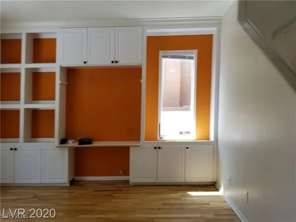 $469,900 | 9937 La Paca Avenue, Las Vegas, NV 89117